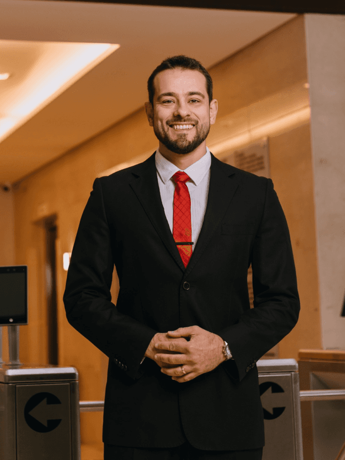 Dr. Paul André Alain Milcent — ortopedista em Curitiba
